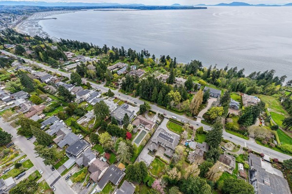 13721 Marine Drive, White Rock, BC V4B1A3 Photo 5