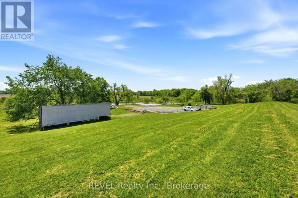 1373 Chippawa Creek Road, Thorold, ON L0S1K0 Photo 5