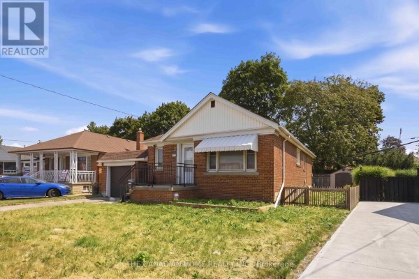 1373 Pharmacy Avenue, Toronto, ON, photo 2