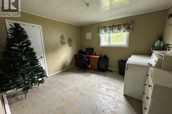 Living room - 1373 Route 275, Saint Arthur, NB E3N5S8 Photo 5
