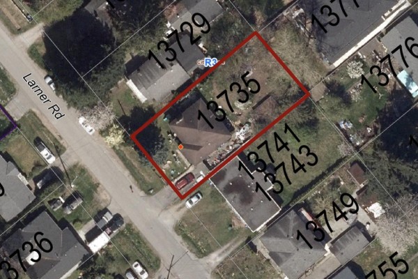 13735 Larner Road, Surrey, BC V3R5K4 Photo 2