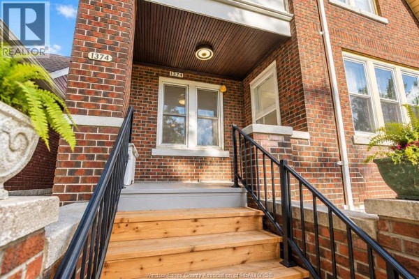 Kitchen - 1374 Benjamin Avenue Unit# Main, Windsor, ON N8X4M9 Photo 2