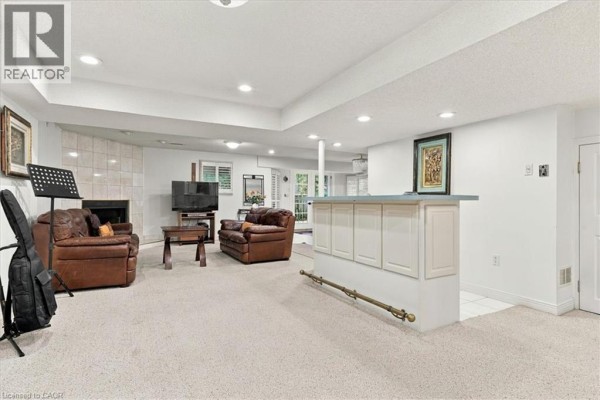 Eat in kitchen - 1374 Heritage Way Unit# Lower, Oakville, ON L6M3C9 Photo 5