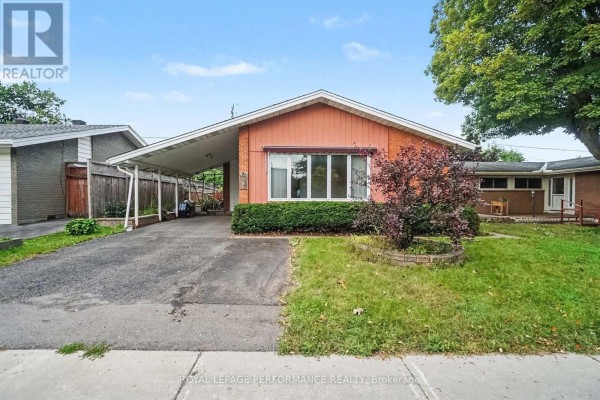 Primary Bedroom - 1374 Highgate Road, Ottawa, ON K2C2Y6 Photo 2