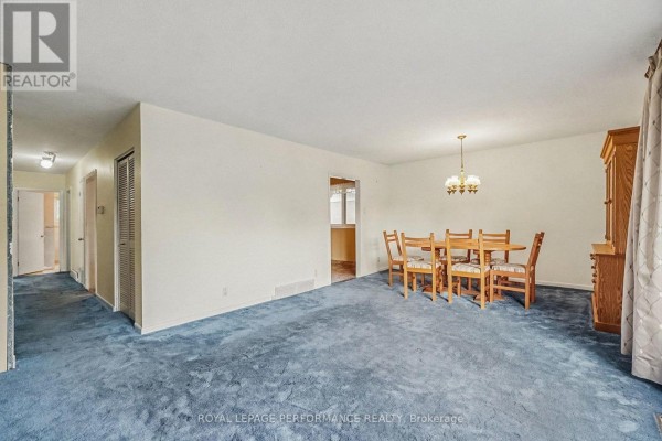 Bedroom 3 - 1374 Highgate Road, Ottawa, ON K2C2Y6 Photo 4