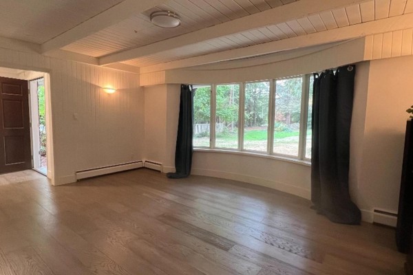 13768 32 Avenue, Surrey, BC V4P2B8 Photo 3