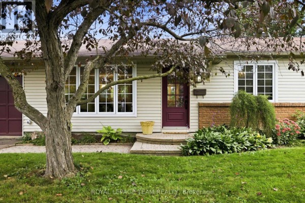 Workshop - 1377 Fontenay Crescent, Ottawa, ON K1V7K5 Photo 3