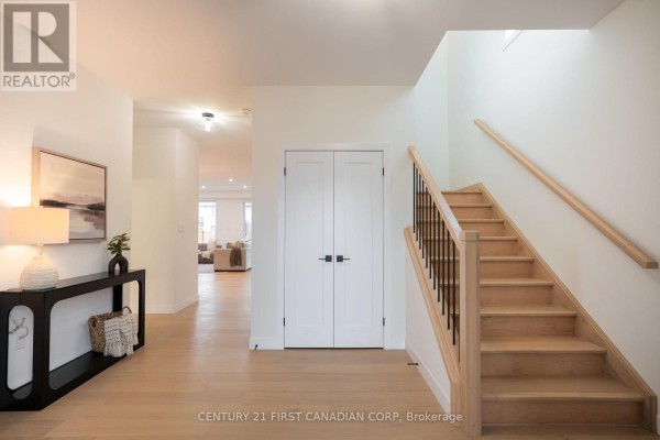 1378 Shields Place, London North, ON N6G0Z8 Photo 4