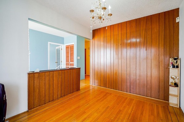 13792 112 Avenue, Surrey, BC V3R2G3 Photo 5