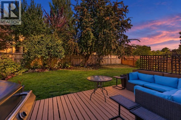 4pc Ensuite bath - 138 Applebrooke Crescent, Kelowna, BC V1V1W4 Photo 5