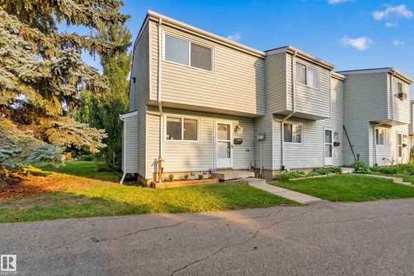 138 Dickinsfield Co Nw, Edmonton