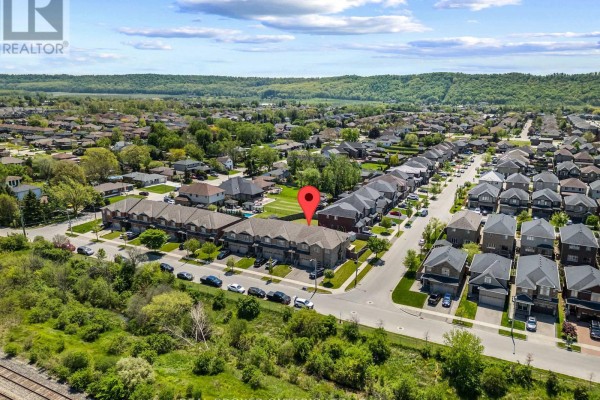 138 Edenrock Drive, Hamilton, ON, photo 3