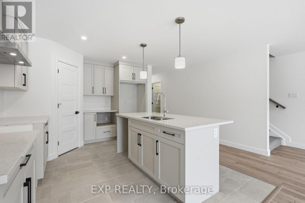 138 Elizabeth Street, North Dundas, ON, photo 2