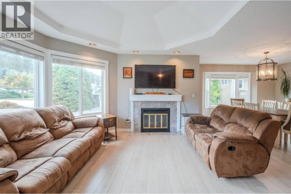 Recreation room - 138 Evergreen Crescent, Penticton, BC V2A7Y5 Photo 5