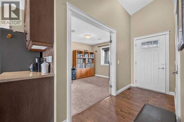 138 Hanson Drive Ne, Langdon, AB, photo 3