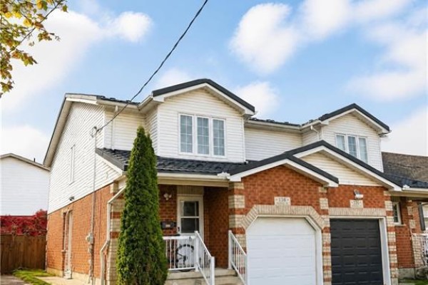 Bedroom - 138 Heiman Street Unit# Upper, Kitchener, ON N2M3L9 Photo 2