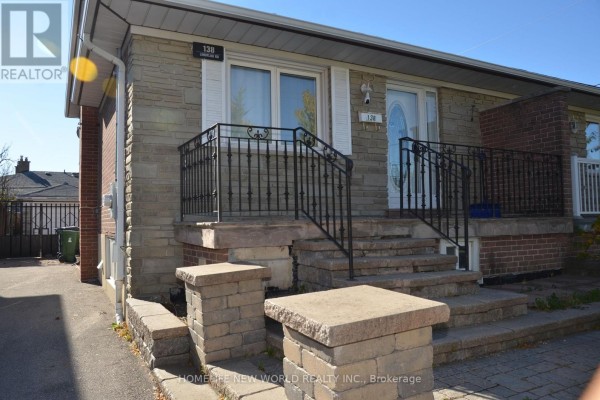 138 Lindylou Road, Toronto, ON M9M2B6 Photo 2
