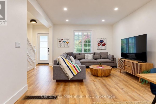 Mud room - 138 Peel Street, Collingwood, ON L9Y3V4 Photo 4
