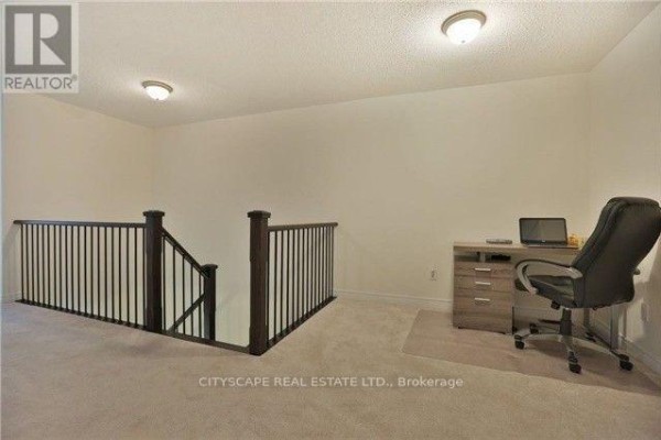 Bedroom 2 - 138 Sky Harbour Drive, Brampton, ON L6Y0V1 Photo 5