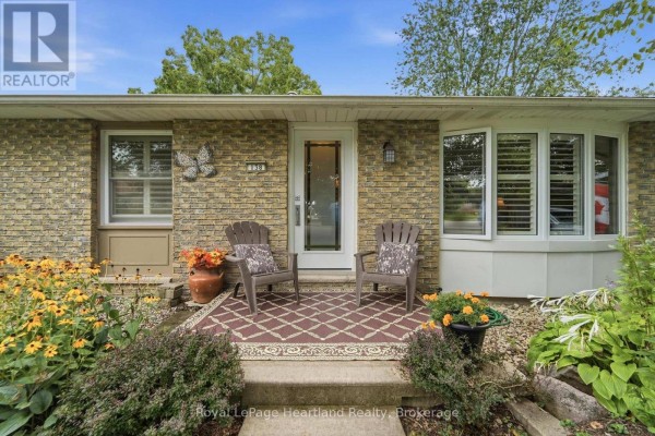 138 Victoria Terrace, Central Huron, ON, photo 3