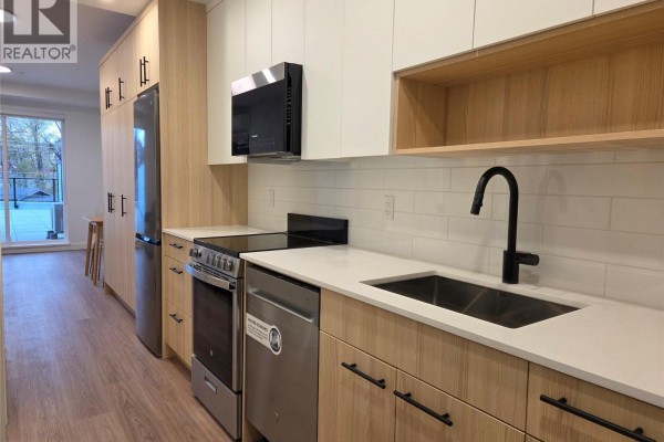 1380 Pridham Avenue Unit 213, Kelowna, BC V1Y6B9 Photo 5