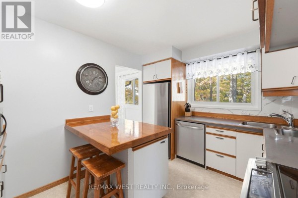 Bedroom - 1380 Queen's Boulevard, Kitchener, ON N2M1C8 Photo 5