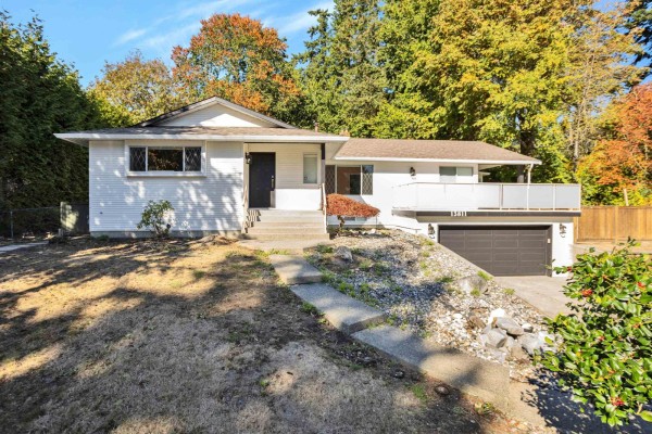 13811 17 Avenue, Surrey, BC V4A7C2 Photo 2