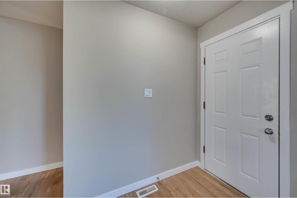 13815 88 St Nw, Edmonton, AB, photo 3