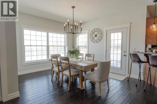 Kitchen - 13816 Cardinal Road, Charlie Lake, BC V0C1H0 Photo 5
