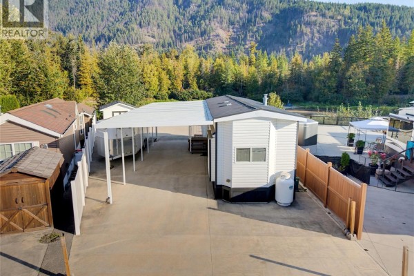 Living room - 1383 Silver Sands Road Unit# 68, Sicamous, BC V0E2V4 Photo 4
