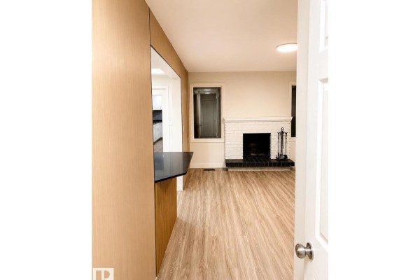 Bedroom 3 - 13833 24 St W Nw, Edmonton, AB T5Y1B6 Photo 3
