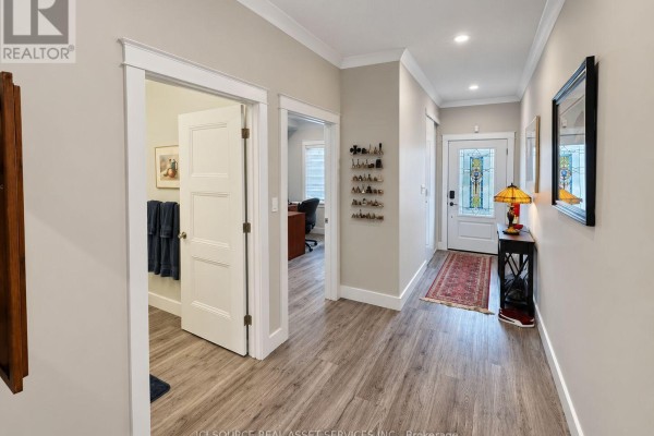 1386 15th Avenue E, Owen Sound, ON, photo 2