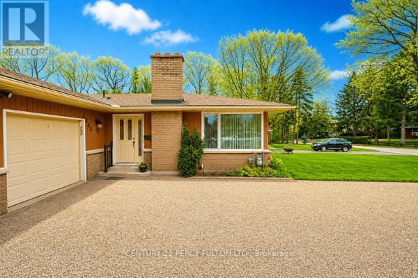 1386 Forest Glade Road, Oakville, ON, photo 3