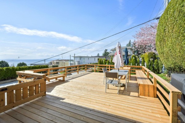 1388 Kerfoot Road, White Rock, BC V4B3L6 Photo 4