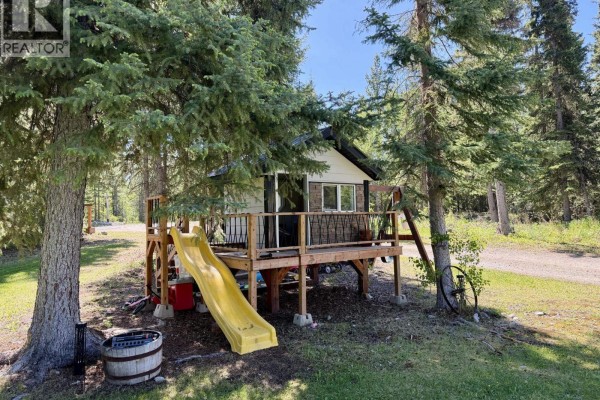 Bedroom 2 - 13891 Sweet Road, Vanderhoof, BC V0J3A1 Photo 4