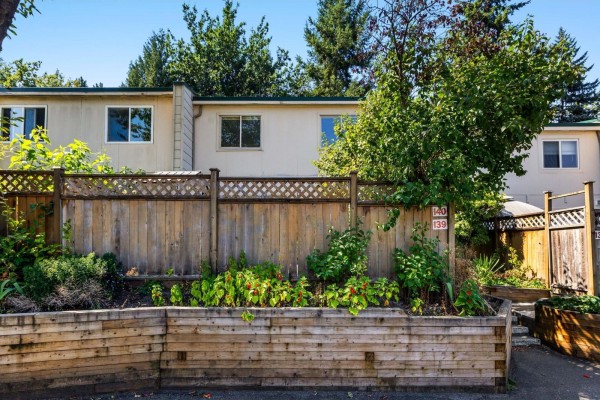 139 15215 105 Avenue, Surrey, BC V3R1R9 Photo 3