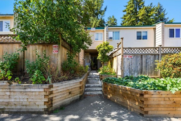 139 15215 105 Avenue, Surrey, BC V3R1R9 Photo 5