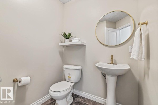 Bedroom 2 - 139 Calvert Wd, Fort Saskatchewan, AB T8L0E6 Photo 5