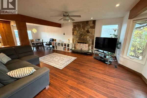 Primary Bedroom - 139 Cheviot Drive, Hinton, AB T7V1P8 Photo 4