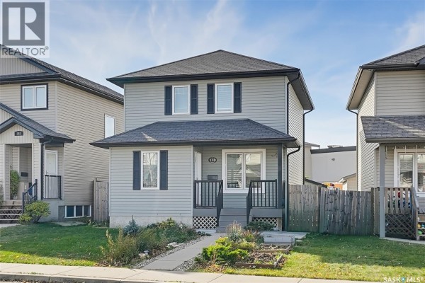 Kitchen - 139 Denham Crescent, Saskatoon, SK S7R1E9 Photo 2