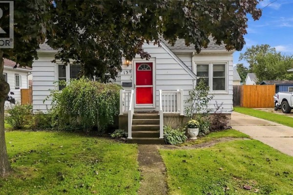 4pc Bathroom - 139 Gordon Street, Sarnia, ON N7T6N7 Photo 2