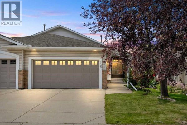 139 Hidden Valley Green Nw, Calgary, AB, photo 2