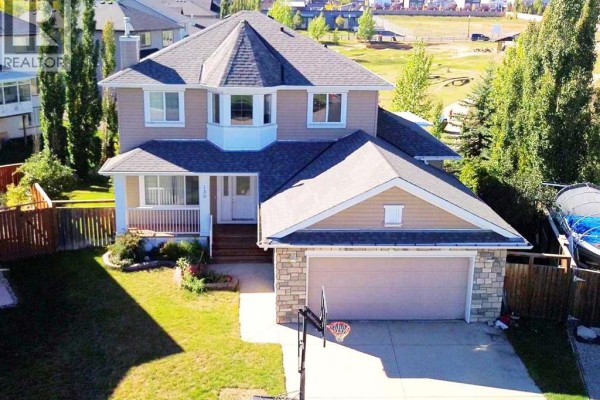 Living room - 139 Lavender Way, Chestermere, AB T1X0E8 Photo 2