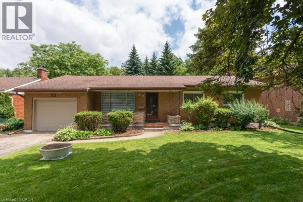 139 Mackay Crescent, Waterloo, ON, photo 2