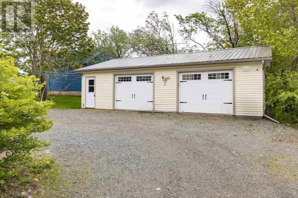 139 Main Street, Springhill, NS, photo 2