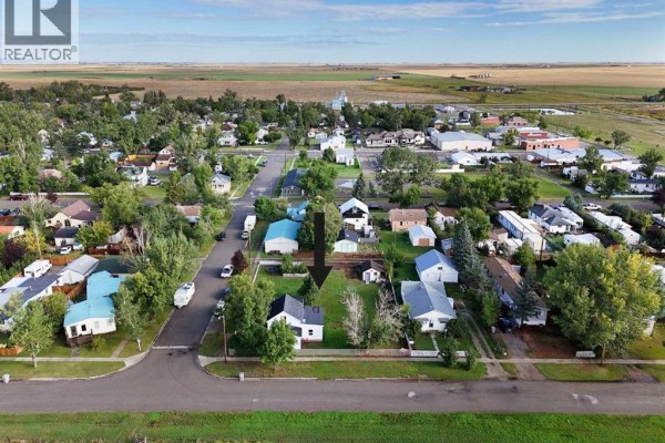 Kitchen - 139 Minto Street, Granum, AB T0L1A0 Photo 2
