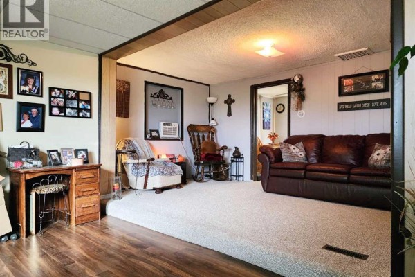 Bedroom - 139 Minto Street, Granum, AB T0L1A0 Photo 5