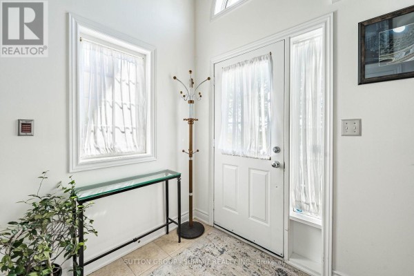 Bedroom 2 - 139 Oceanpearl Crescent, Whitby, ON L1N0C7 Photo 5