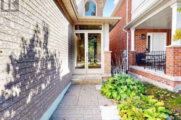 139 Rushbrook Drive, Newmarket, ON, photo 3
