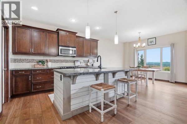 Laundry room - 139 Sunset View, Cochrane, AB T4C0E8 Photo 5